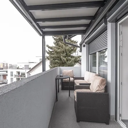 Exklusive Neubau-ferienwohnung Mit Fernsicht Апартаменты Констанц