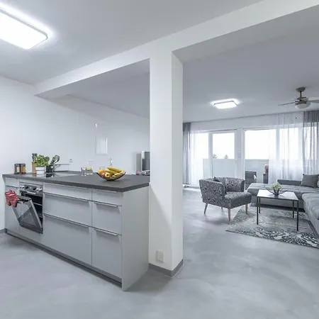 Exklusive Neubau-ferienwohnung Mit Fernsicht Apartman